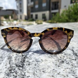 Olsenboye vintage Style round glasses Tortoise Color